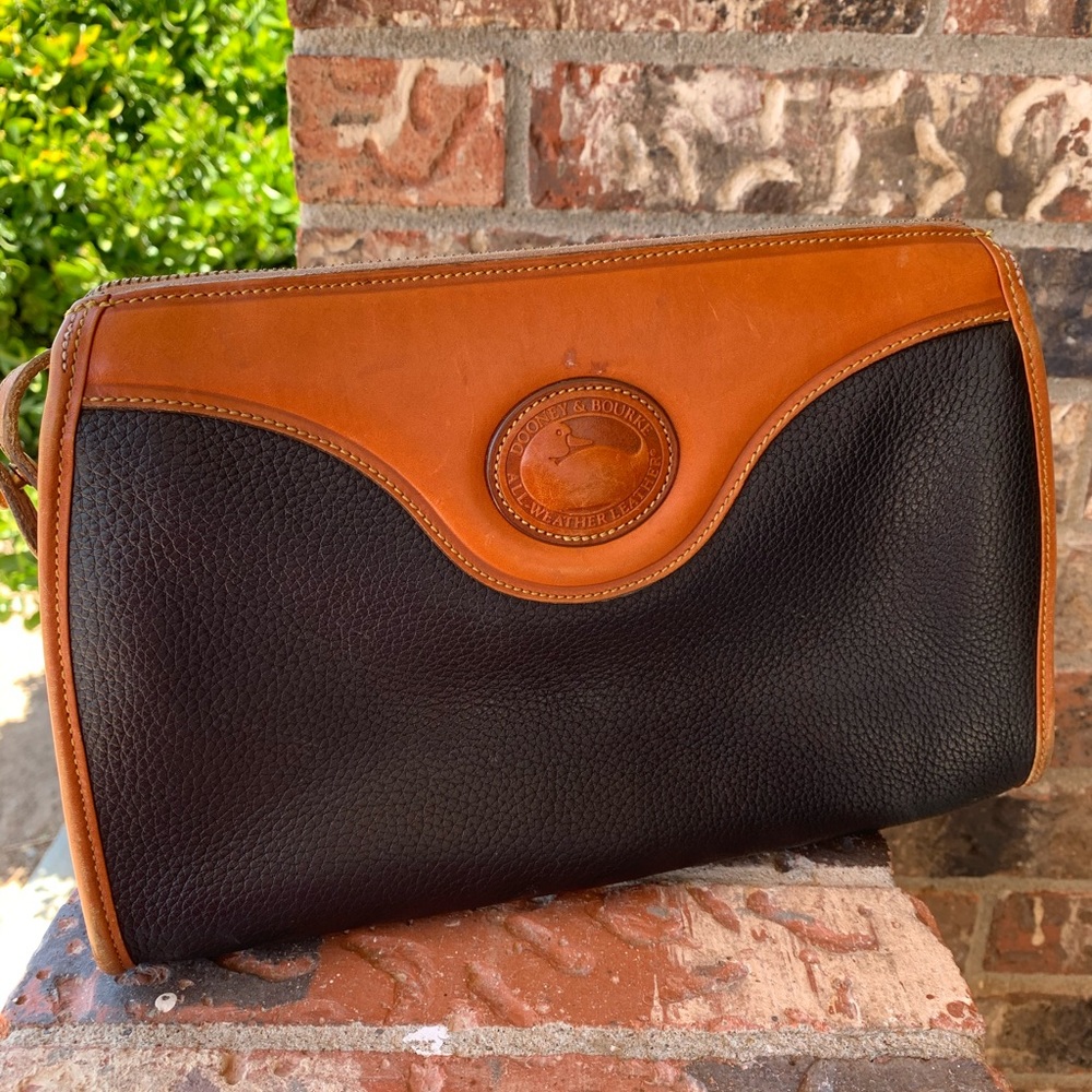 Vintage DOONEY & BOURKE Crossbody Bag!!!